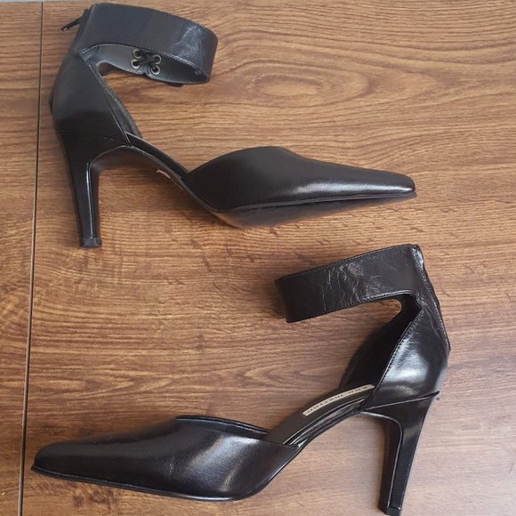 Ann Marino Black Heels with Ankle Strap 9.5M - Picture 3 of 7